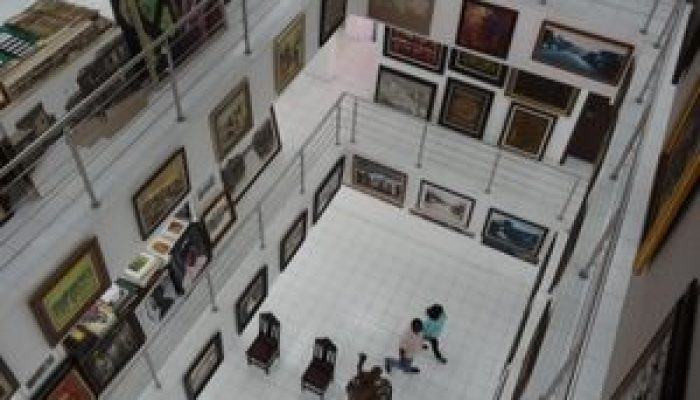 Nike Art gallery up view